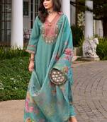 Women Embroidered Thread Work  Cotton Kurta with Trousers & With Dupatta