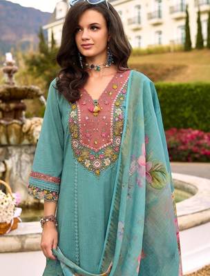 Women Embroidered Thread Work  Cotton Kurta with Trousers & With Dupatta 4