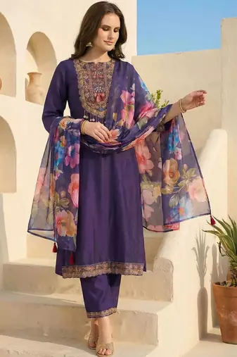 Women Floral Embroidered Panelled Sequinned Kurta with Trousers & With Dupatta