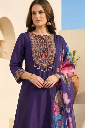 Women Floral Embroidered Panelled Sequinned Kurta with Trousers & With Dupatta