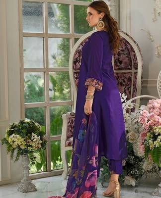Women Floral Embroidered Panelled Sequinned Kurta with Trousers & With Dupatta 4