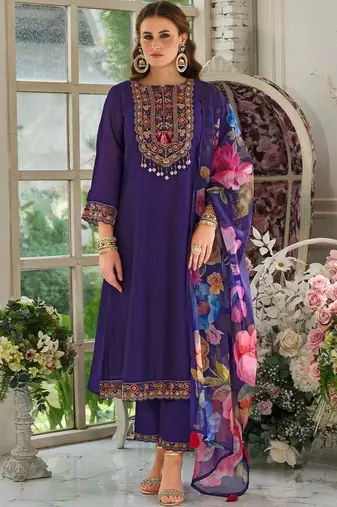Women Floral Embroidered Panelled Sequinned Kurta with Trousers & With Dupatta