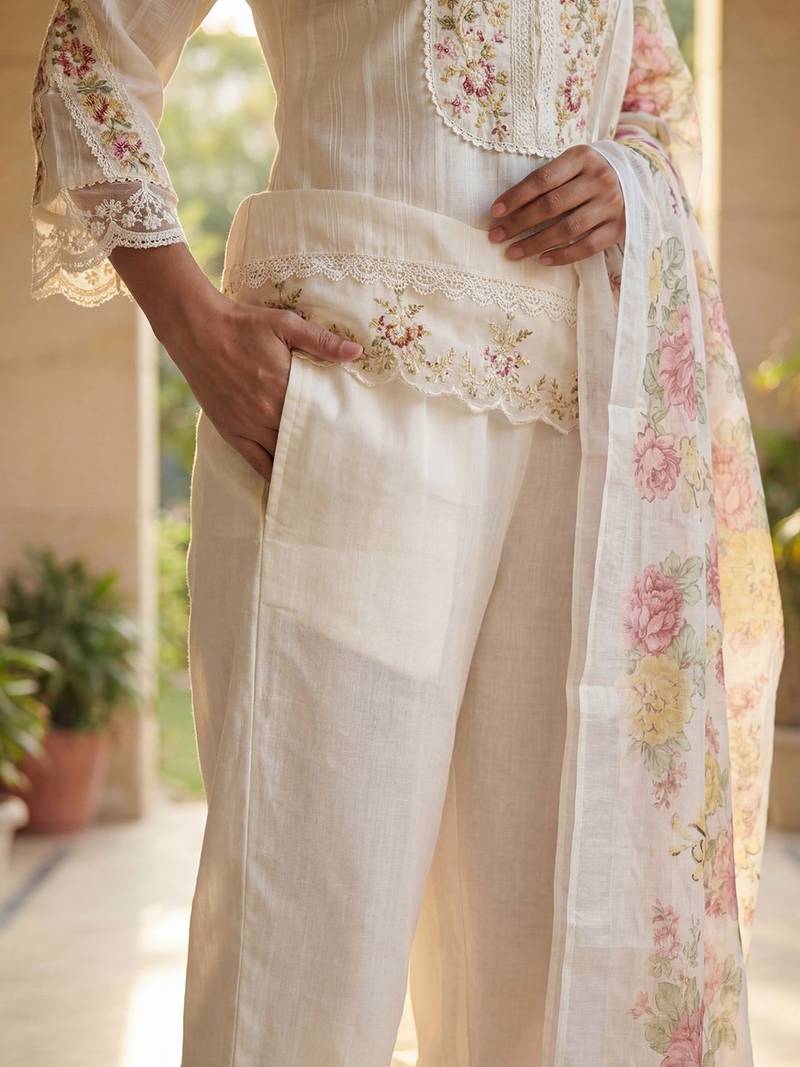 Women Floral Embroidered Regular Thread Work Linen Kurta with Trousers & With Dupatta
