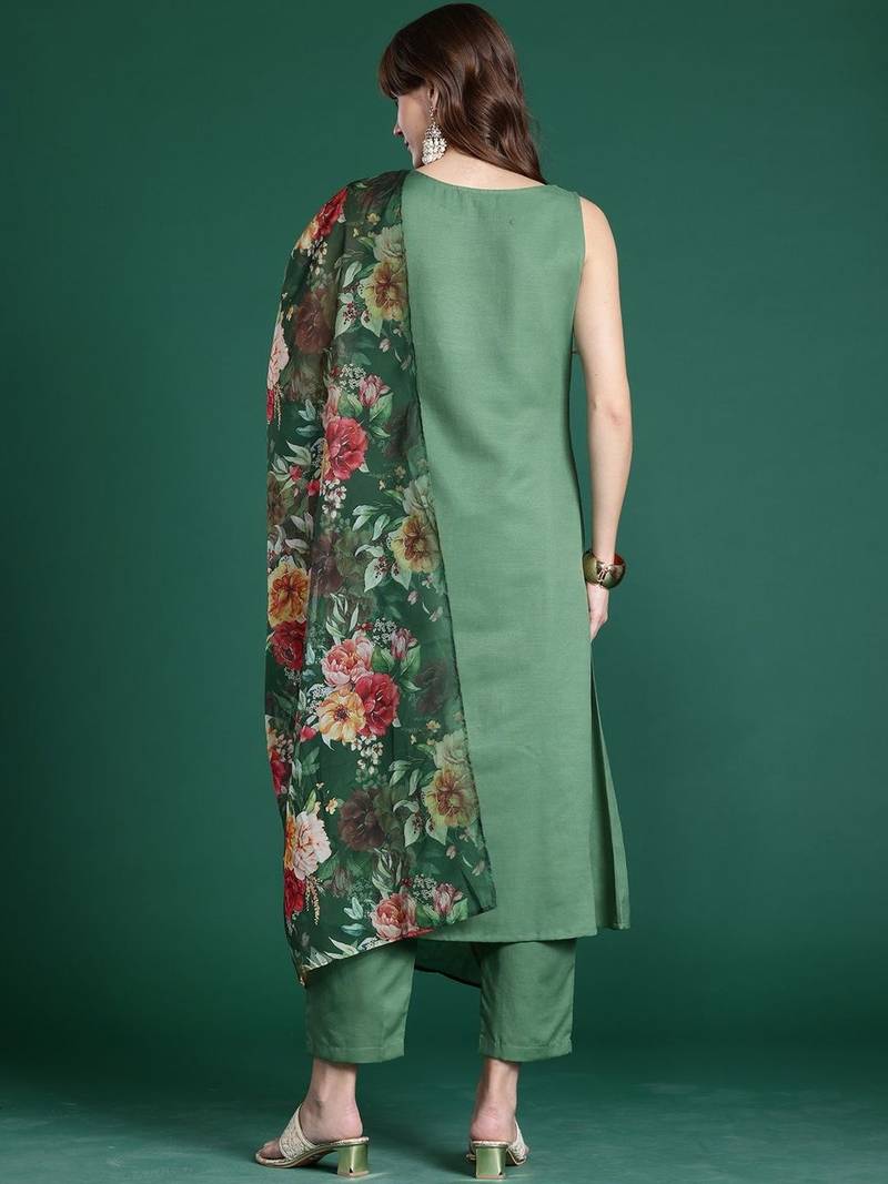 Women Floral Regular Kurta with Trousers & With Dupatta