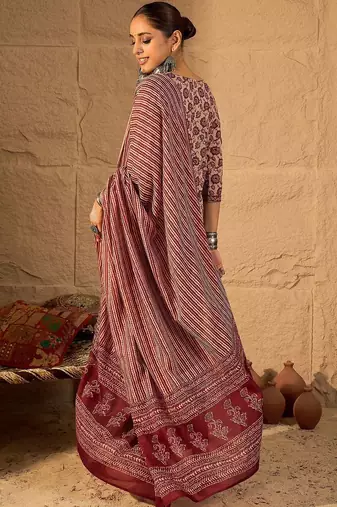 Women Floral Printed Regular Pure Cotton Kurta with Trousers & With Dupatta