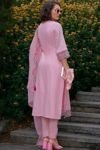 Women Floral Embroidered Regular Thread Work Pure Cotton Kurta with Trousers & With Dupatta