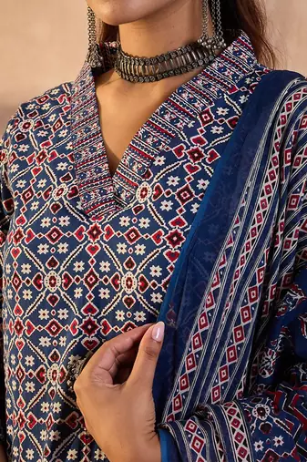 Women Printed Regular Pure Cotton Kurta with Trousers & With Dupatta
