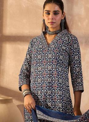 Women Printed Regular  Cotton Kurta with Trousers & With Dupatta 6