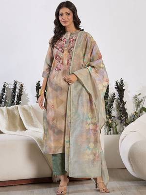 Women Floral Printed Regular Thread Work Chanderi Silk Kurta with Trousers & With Dupatta 1