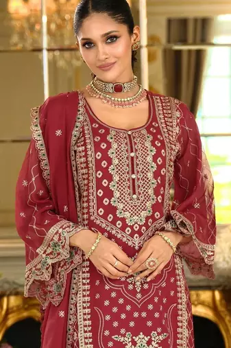 Floral Embroidered Organza Thread Work Kurta With Trousers & Dupatta