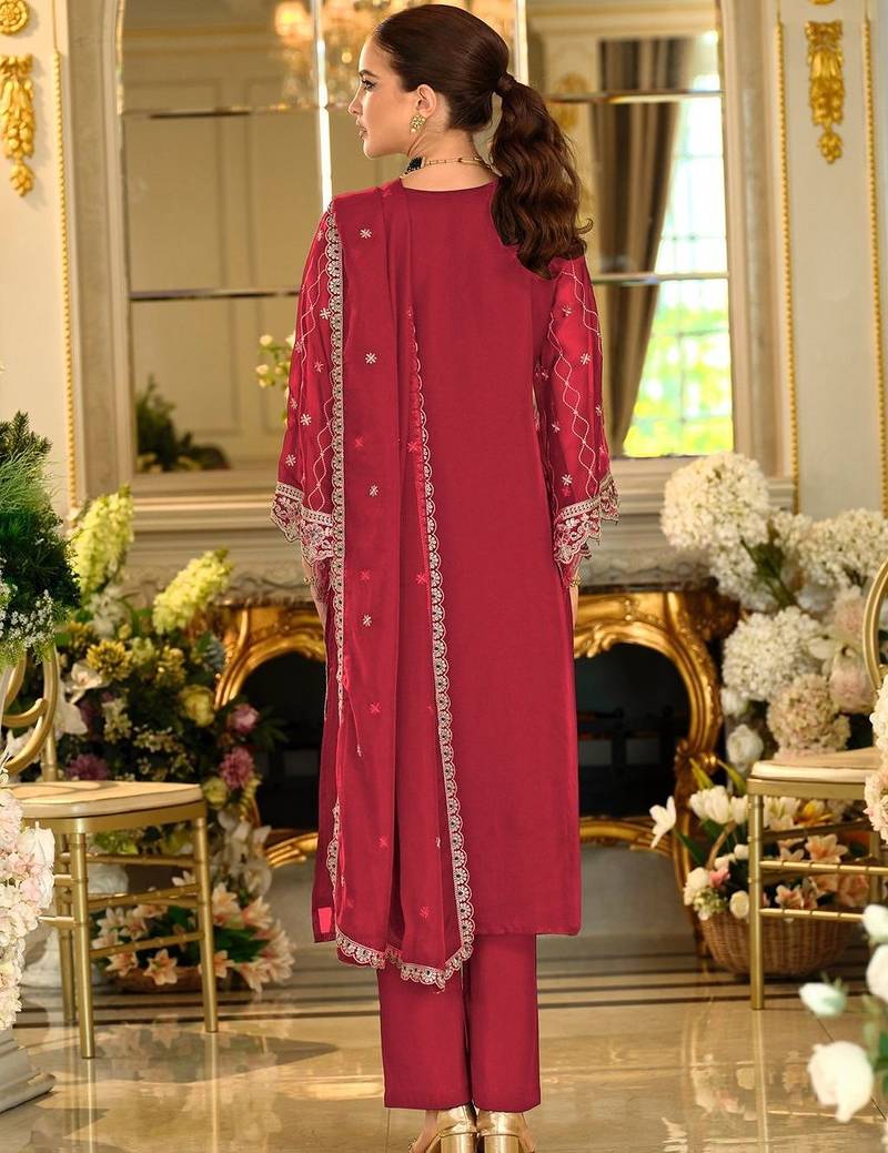 Floral Embroidered Organza Thread Work Kurta With Trousers & Dupatta