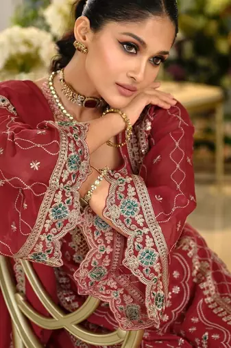 Floral Embroidered Organza Thread Work Kurta With Trousers & Dupatta