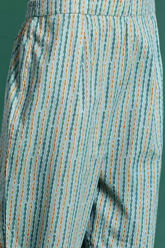 Geometric Printed Regular Pure Cotton Kurta with Trousers & Dupatta