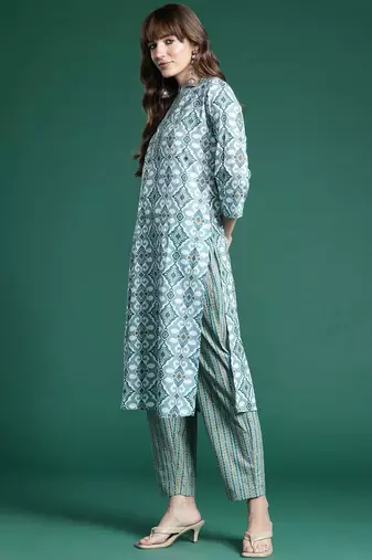 Geometric Printed Regular Pure Cotton Kurta with Trousers & Dupatta