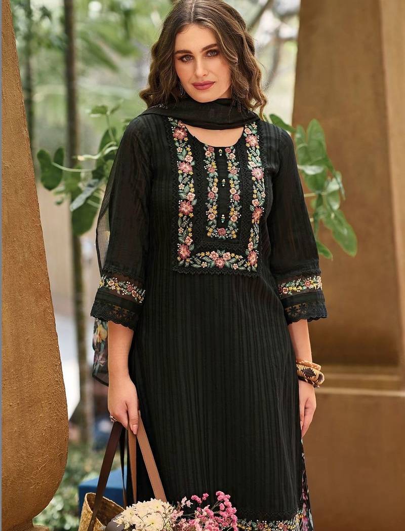 Women Floral Embroidered Regular Thread Work Linen Kurta with Trousers & With Dupatta