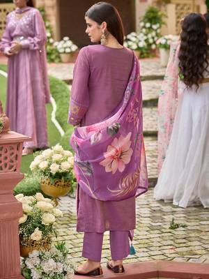 Women Floral Embroidered Panelled Thread Work Kurta with Trousers & With Dupatta 5
