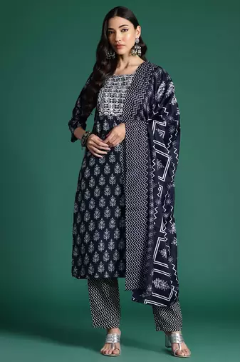 Ethnic Motifs Printed Thread Work Kurta with Trousers & With Dupatta
