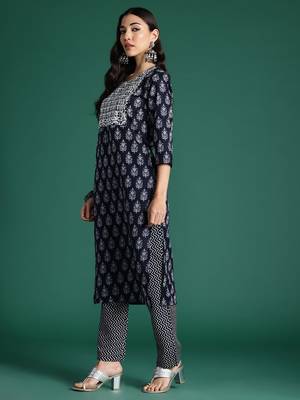 Ethnic Motifs Printed Thread Work Kurta with Trousers & With Dupatta 6