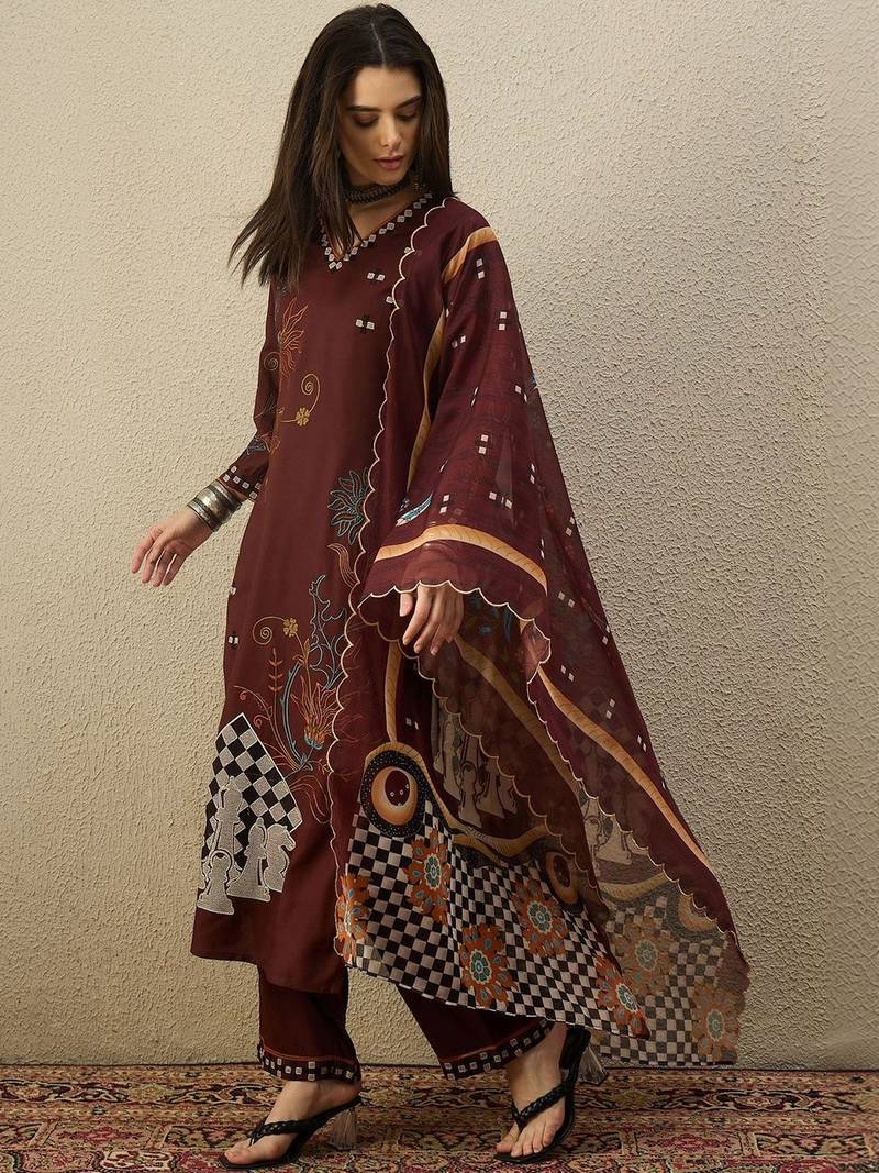 Women Ethnic Motifs Printed Regular Thread Work Kurta with Trousers & With Dupatta