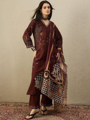 Women Ethnic Motifs Printed Regular Thread Work Kurta with Trousers & With Dupatta 4
