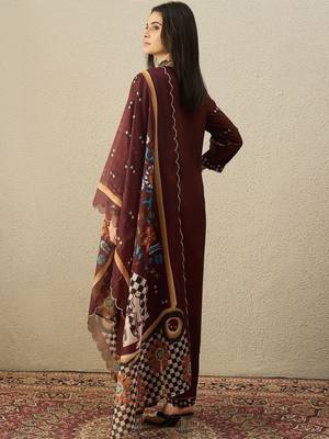Women Ethnic Motifs Printed Regular Thread Work Kurta with Trousers & With Dupatta 5