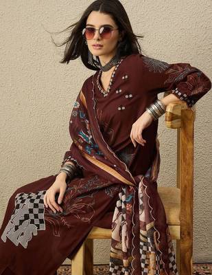 Women Ethnic Motifs Printed Regular Thread Work Kurta with Trousers & With Dupatta 6