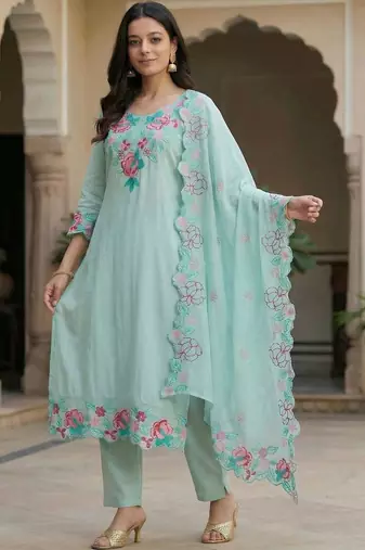 Women Floral Embroidered Regular Thread Work Pure Cotton Kurta with Trousers & With Dupatta
