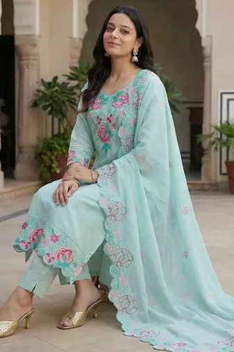 Women Floral Embroidered Regular Thread Work Pure Cotton Kurta with Trousers & With Dupatta