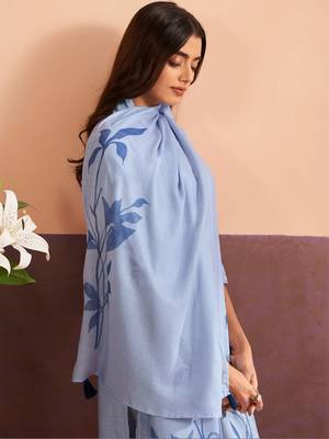 Women Floral Printed Regular Patchwork Linen Kurta with Trousers & With Dupatta 2