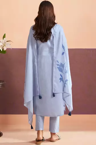 Women Floral Printed Regular Patchwork Linen Kurta with Trousers & With Dupatta