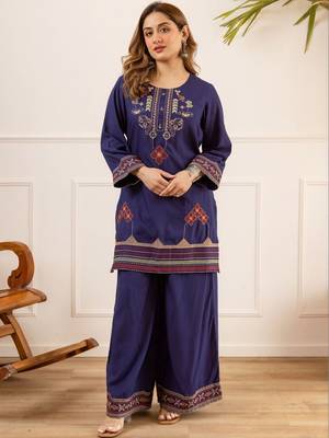 Women Ethnic Motifs Embroidered Regular Thread Work Kurta with Palazzos 1