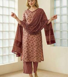 Women Floral Printed Regular Pure Cotton Kurta with Trousers & With Dupatta