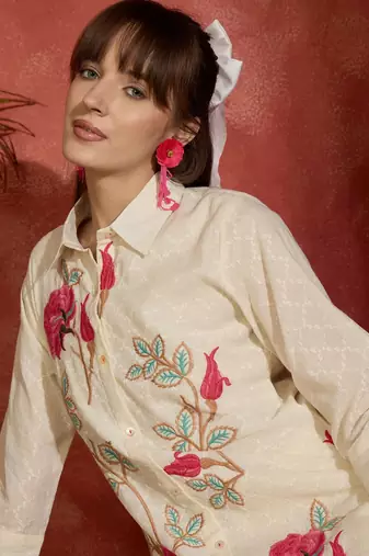 Women Floral Embroidered Regular Thread Work Pure Cotton Kurta with Trousers