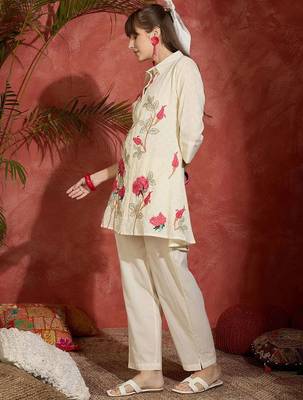 Women Floral Embroidered Regular Thread Work Pure Cotton Kurta with Trousers 5