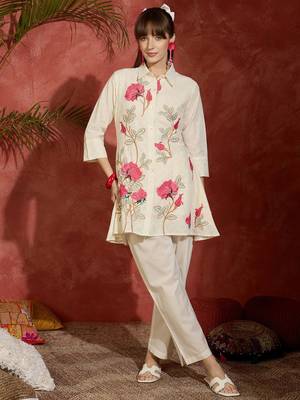 Women Floral Embroidered Regular Thread Work Pure Cotton Kurta with Trousers 1