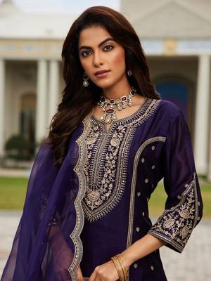 Women Ethnic Motifs Embroidered Panelled Kurta with Trousers & With Dupatta 2