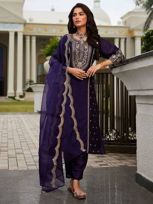 Women Ethnic Motifs Embroidered Panelled Kurta with Trousers & With Dupatta 4