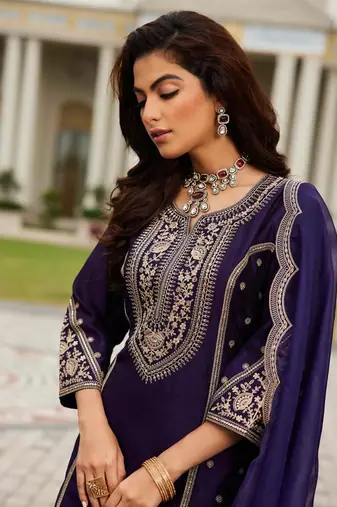 Women Ethnic Motifs Embroidered Panelled Kurta with Trousers & With Dupatta