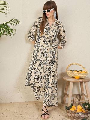Women Abstract Printed Cotton Kurta with Palazzos 5