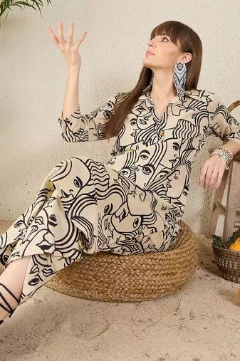 Women Abstract Printed Cotton Kurta with Palazzos