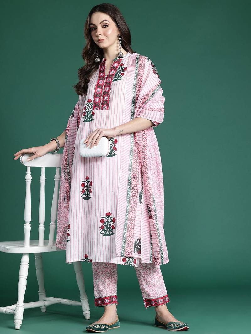 Floral Printed Pure Cotton Kurta with Trousers & With Dupatta