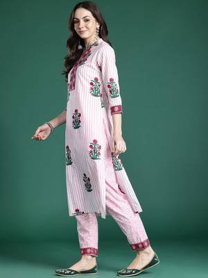 Floral Printed Pure Cotton Kurta with Trousers & With Dupatta 6