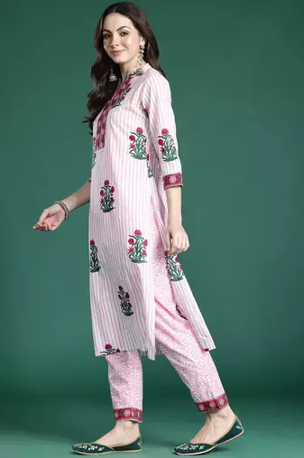 Floral Printed Pure Cotton Kurta with Trousers & With Dupatta