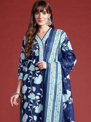Floral Printed Pure Cotton Kurta With Trousers & Dupatta 2