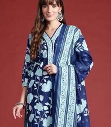 Floral Printed Pure Cotton Kurta With Trousers & Dupatta