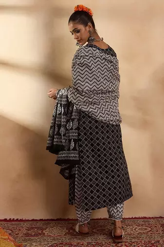 Printed Regular Pure Cotton Kurta with Salwar & Dupatta