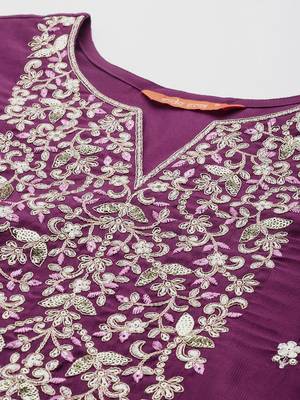 Floral Embroidered Sequinned Liva Kurta with Trousers & Dupatta 3