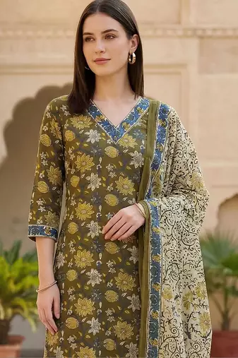 Women Floral Printed Regular Pure Cotton Kurta with Trousers & With Dupatta