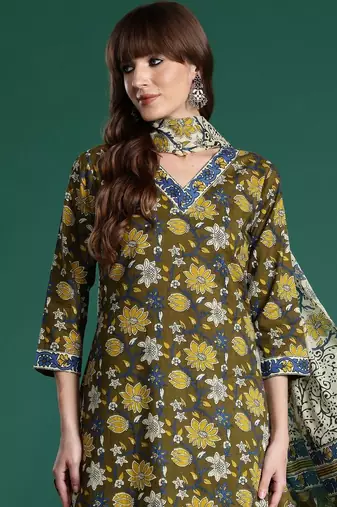 Women Floral Printed Regular Pure Cotton Kurta with Trousers & With Dupatta