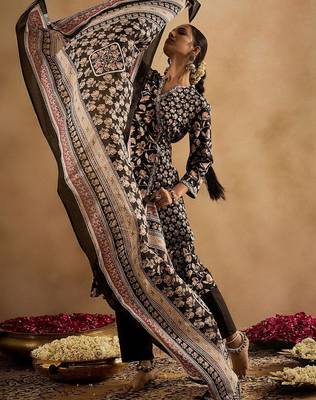 Floral Printed Angrakha Pure Cotton A-Line Kurta With Trousers & Dupatta 2